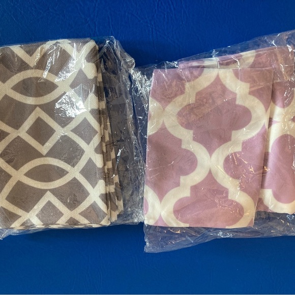 King bed skirt. All cotton  sateen  300 thread count grey. New never opened - Picture 5 of 8